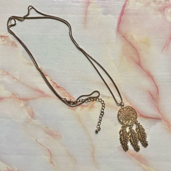 Dream catcher pendant necklace - Picture 3 of 13